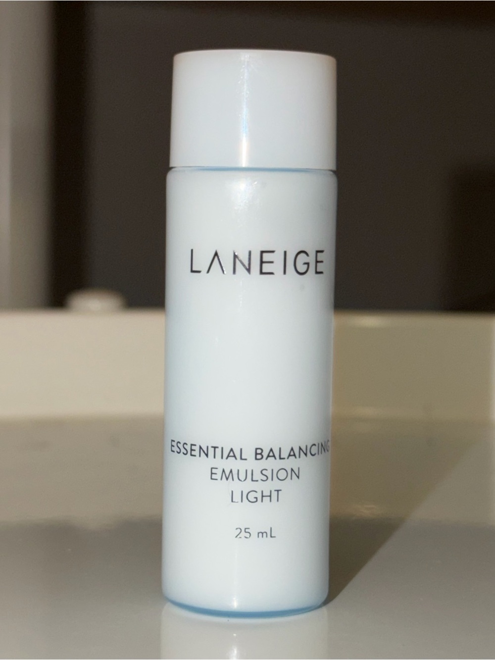 Laneige Essential Balancing Emulsion Light 25mL / 0.84 oz Mini Moisturizer